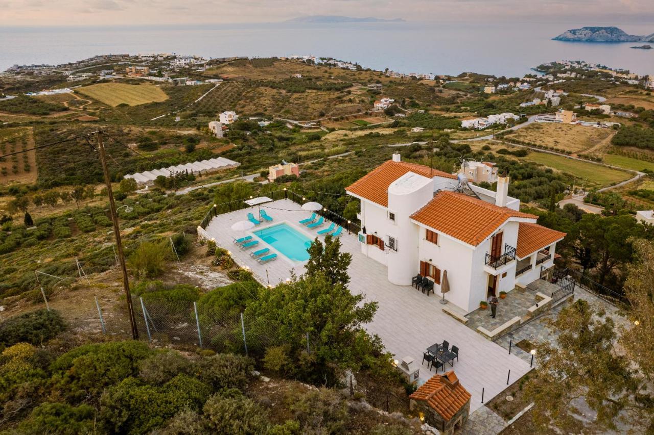 Villa Aura Pine Agia Pelagia  Exterior photo